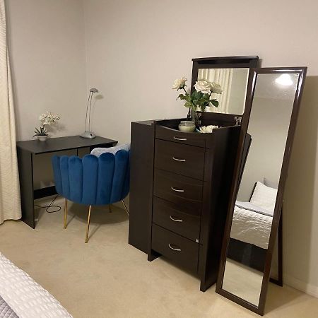 Cosy Private Room Easy Access To City & Airport Melbourne Esterno foto