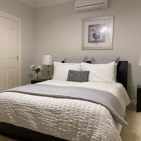 Cosy Private Room Easy Access To City & Airport Melbourne Esterno foto